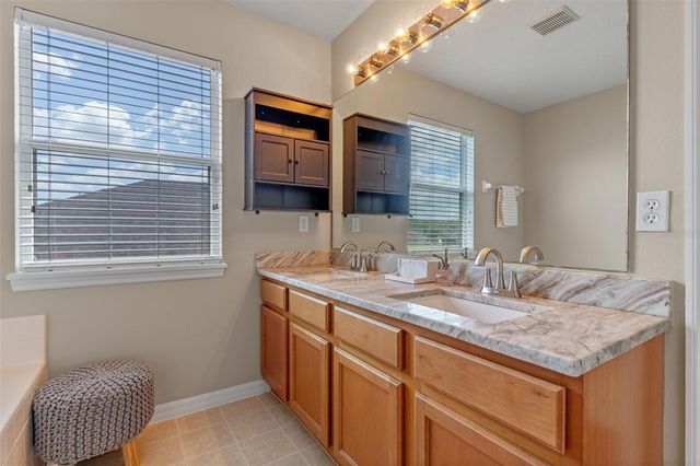 10435 EASTPARK LAKE DRIVE, Orlando, FL 32832