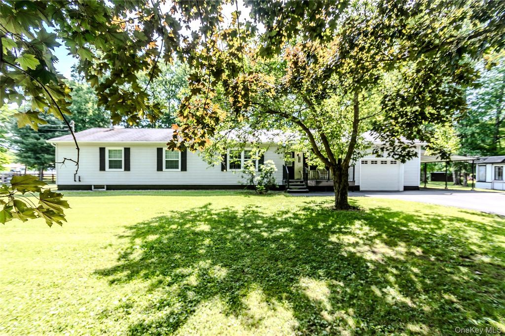 15 Van Dewark Road, Middletown, NY 10941