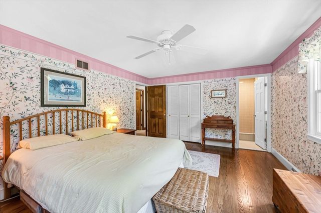 6 Brookmont Dr, Wilbraham, MA 01095