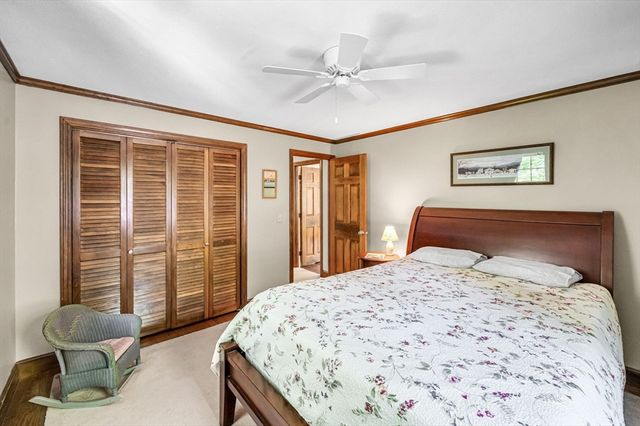 6 Brookmont Dr, Wilbraham, MA 01095