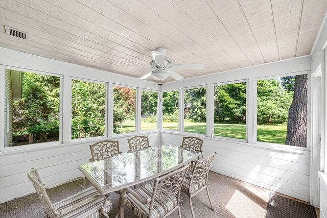 6 Brookmont Dr, Wilbraham, MA 01095