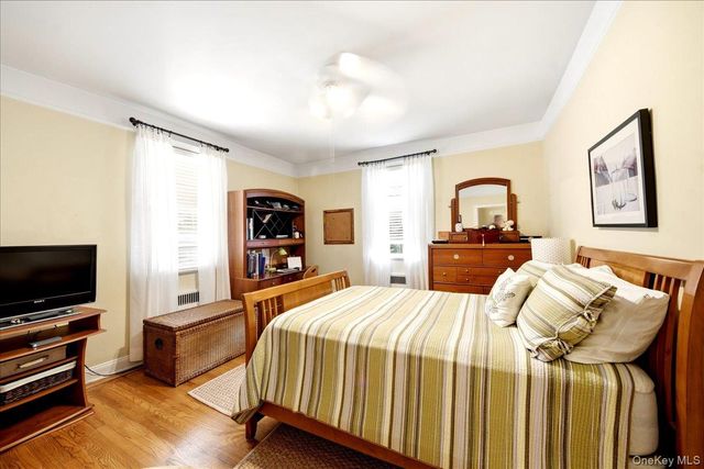 1843 Yates Avenue, Bronx, NY 10461