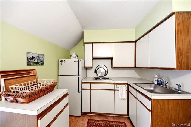 1843 Yates Avenue, Bronx, NY 10461