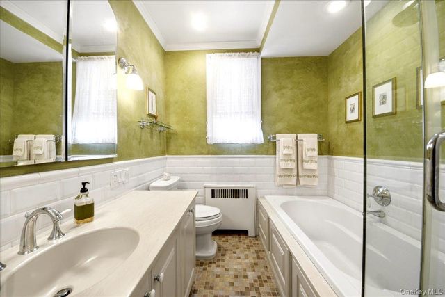 1843 Yates Avenue, Bronx, NY 10461