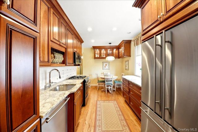 1843 Yates Avenue, Bronx, NY 10461