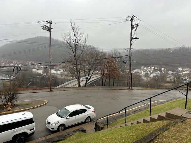 205 - 207 Welsh Avenue, Wilmerding, PA 15148