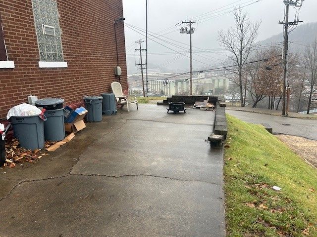 205 - 207 Welsh Avenue, Wilmerding, PA 15148