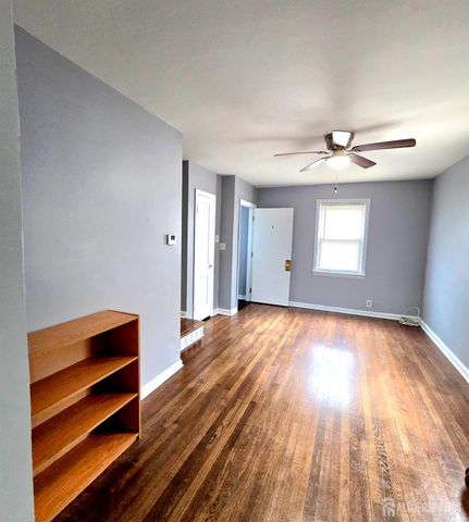 721 livingston Avenue, New Brunswick, NJ 08907