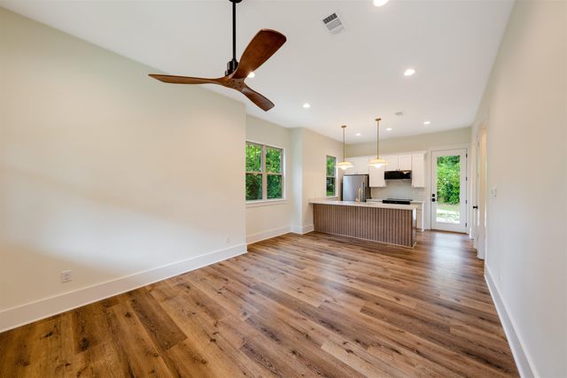 637 E Seaboard St Apt 2, Tallahassee, FL 32301