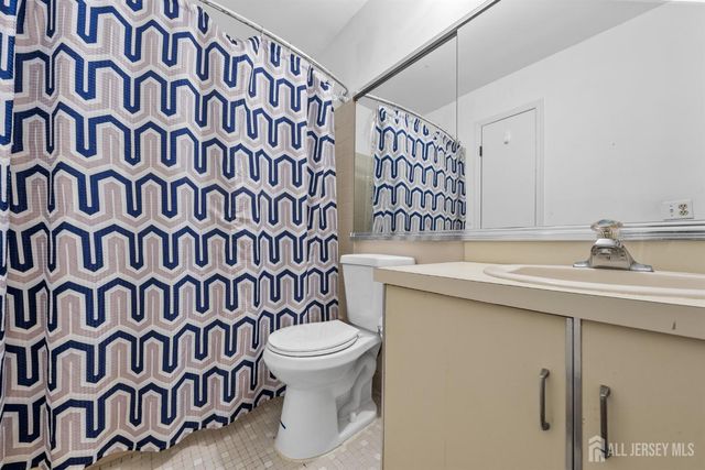 99 Woodmere Drive, Parlin, NJ 08859