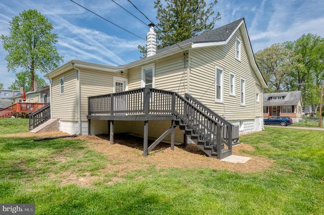 2906 OAK HILL AVE, Baltimore, MD 21207