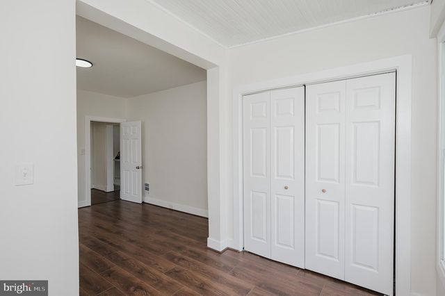 2906 OAK HILL AVE, Baltimore, MD 21207