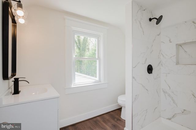 2906 OAK HILL AVE, Baltimore, MD 21207
