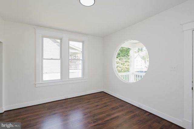 2906 OAK HILL AVE, Baltimore, MD 21207