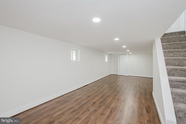 2906 OAK HILL AVE, Baltimore, MD 21207