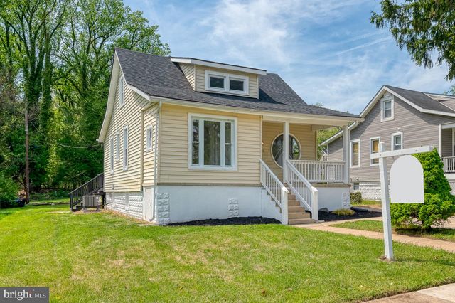 2906 OAK HILL AVE, Baltimore, MD 21207
