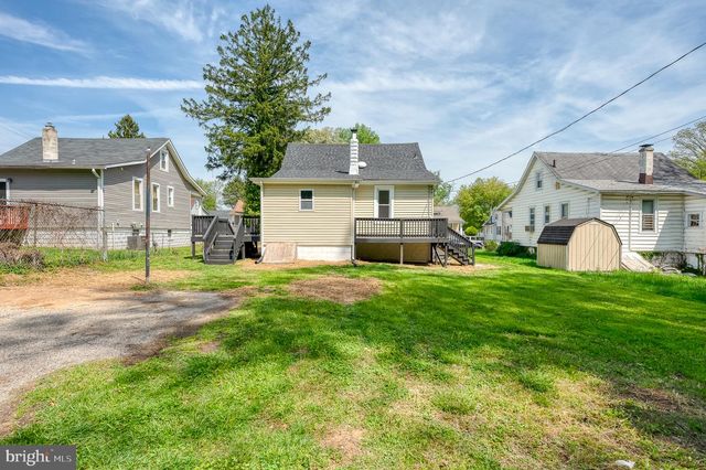 2906 OAK HILL AVE, Baltimore, MD 21207