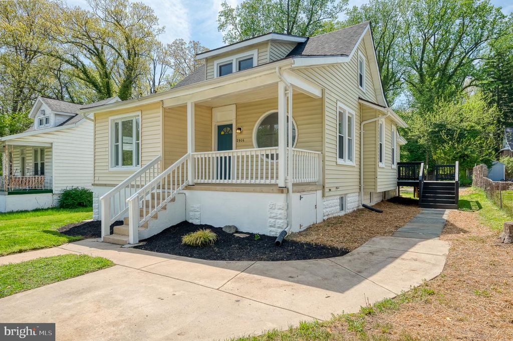 Image 1 of property listing at 2906 OAK HILL AVE, Baltimore, MD 21207