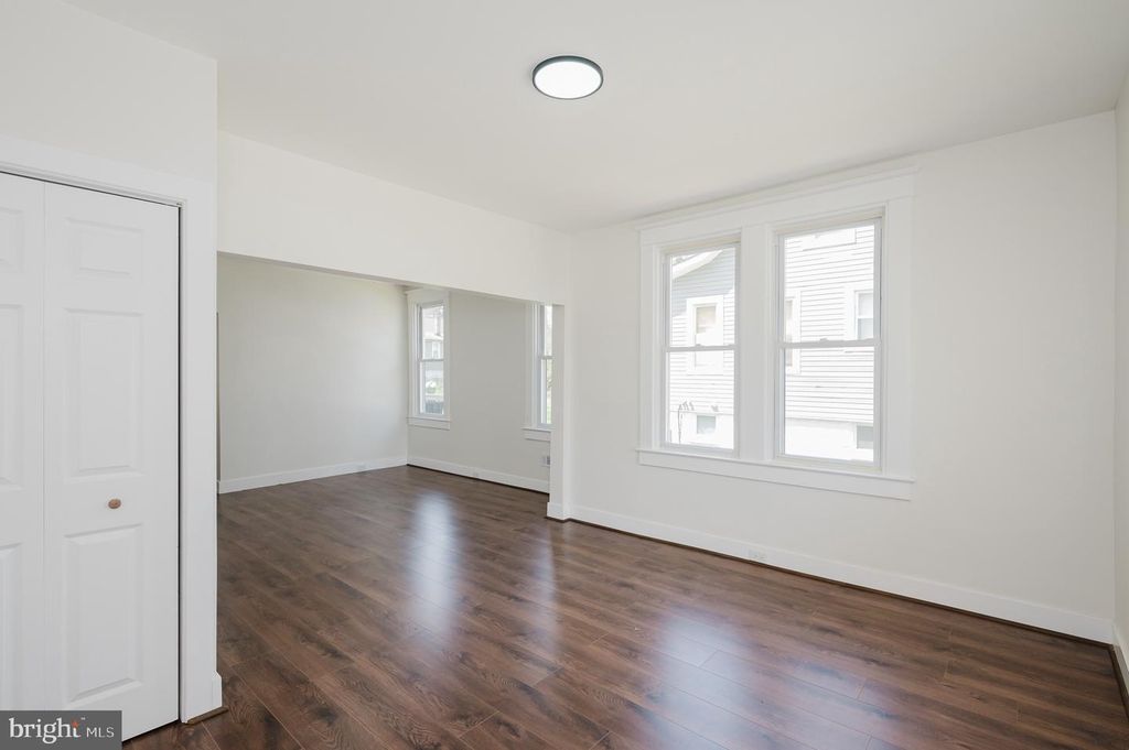 Image 45 of property listing at 2906 OAK HILL AVE, Baltimore, MD 21207