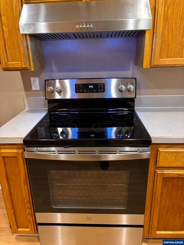 4495 Cummings Pl N, Keizer, OR 97303