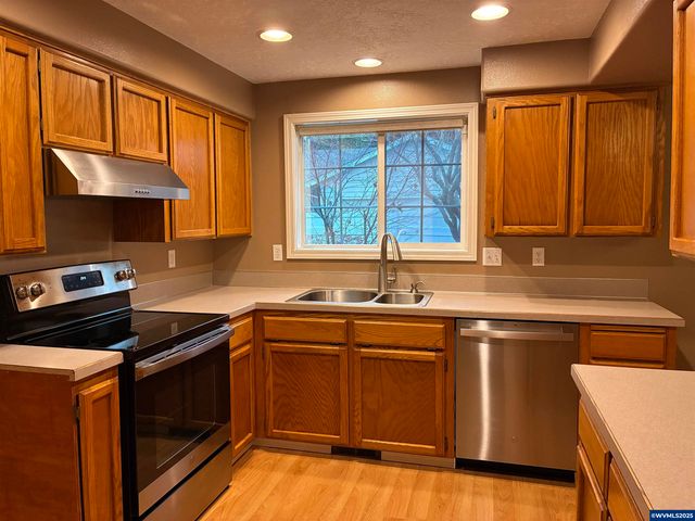 4495 Cummings Pl N, Keizer, OR 97303