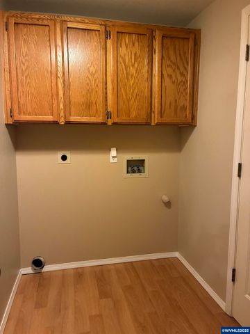 4495 Cummings Pl N, Keizer, OR 97303