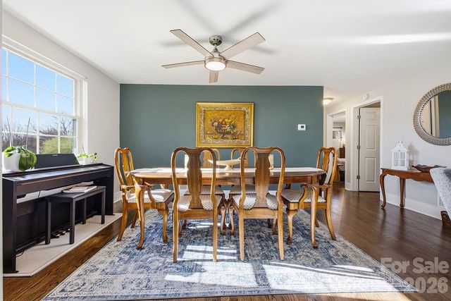 2841 20th Street NE, Hickory, NC 28601