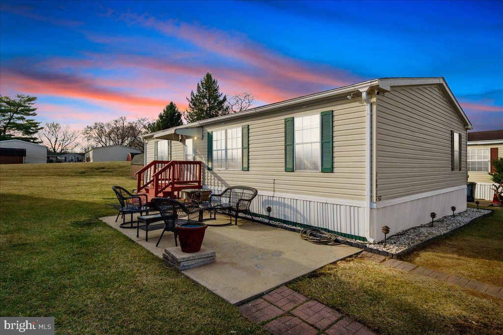 16917 ALCOTT ROAD # 517, Hagerstown, MD 21740