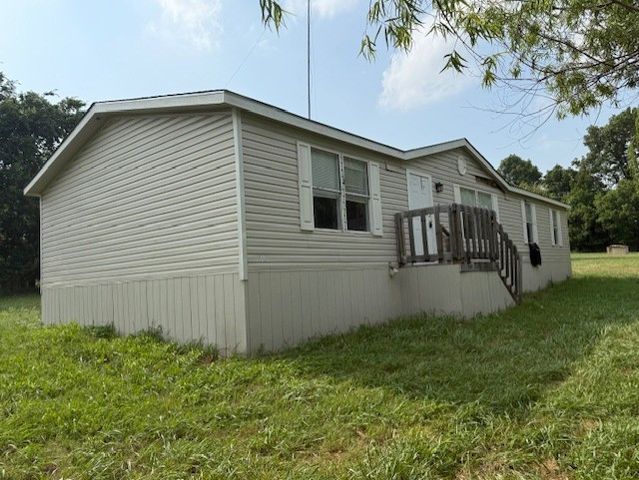 100 Lazy Meadow Court, Springtown, TX 76082