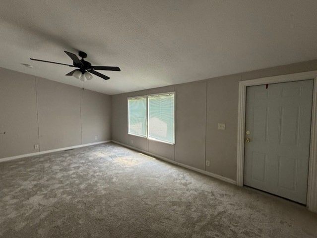 100 Lazy Meadow Court, Springtown, TX 76082