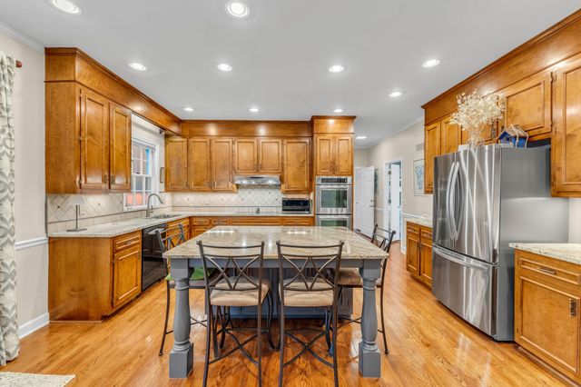 2418 McIntyre Ct, Franklin, TN 37069