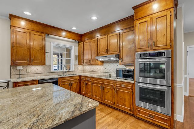 2418 McIntyre Ct, Franklin, TN 37069