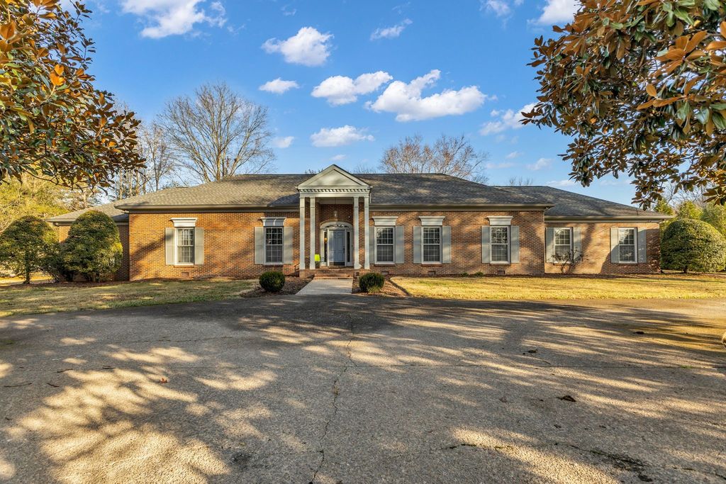 2418 McIntyre Ct, Franklin, TN 37069