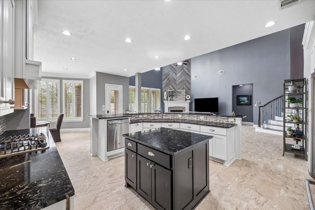 27707 Burnett Hills Lane, Fulshear, TX 77441