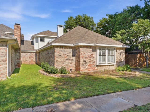 2044 Whippoorwill Lane, Carrollton, TX 75006