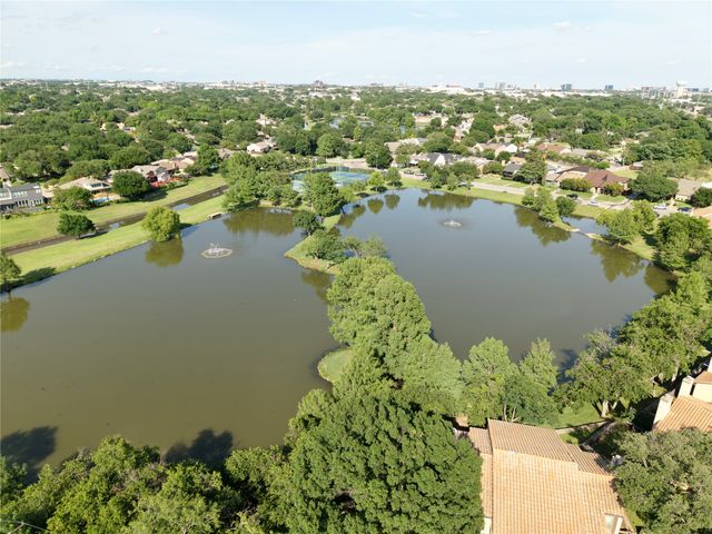 2044 Whippoorwill Lane, Carrollton, TX 75006
