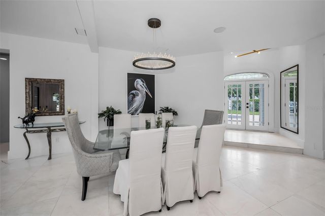 2521 LAKE ELLEN DRIVE, Tampa, FL 33618