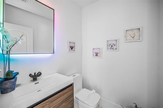 2521 LAKE ELLEN DRIVE, Tampa, FL 33618