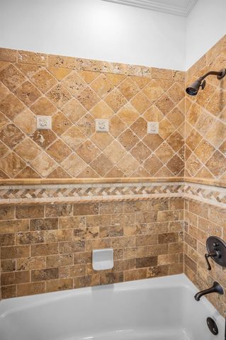 2521 LAKE ELLEN DRIVE, Tampa, FL 33618