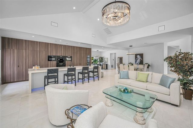 2521 LAKE ELLEN DRIVE, Tampa, FL 33618