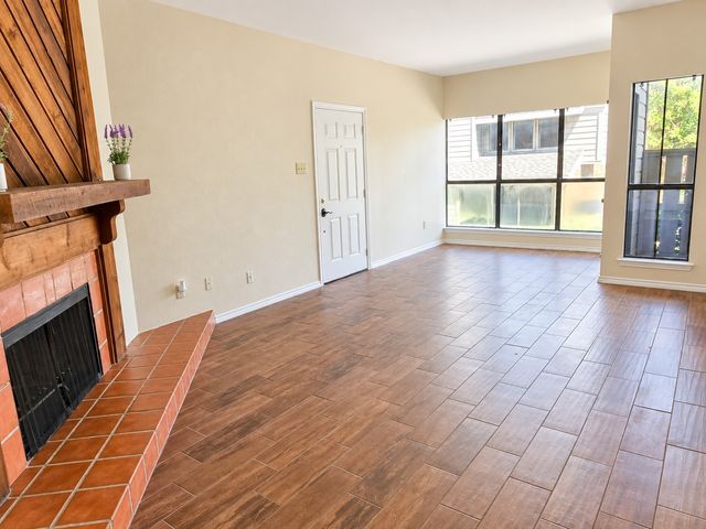 9600 Royal Lane 302, Dallas, TX 75243
