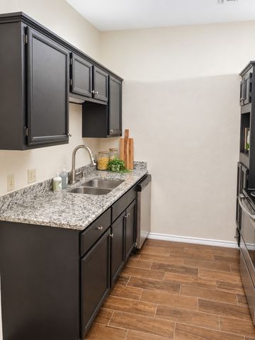9600 Royal Lane 302, Dallas, TX 75243