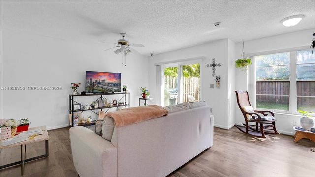 3256 NW 123rd Ter, Sunrise, FL 33323