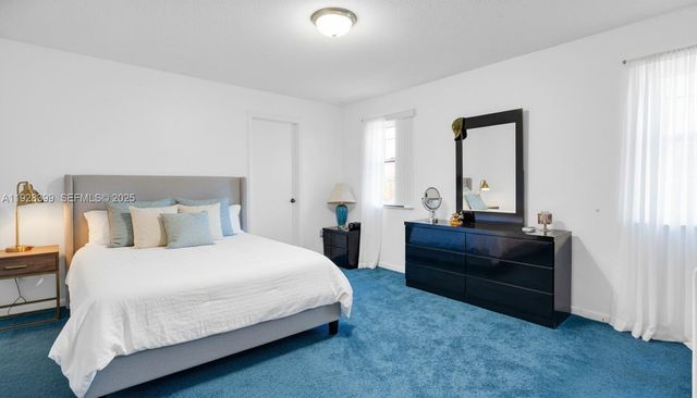 3256 NW 123rd Ter, Sunrise, FL 33323