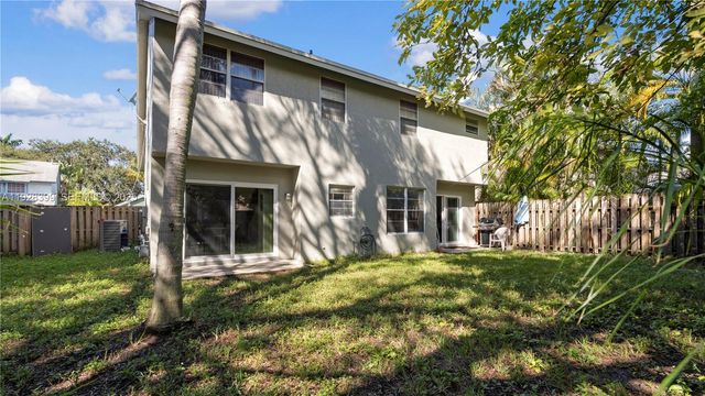 3256 NW 123rd Ter, Sunrise, FL 33323