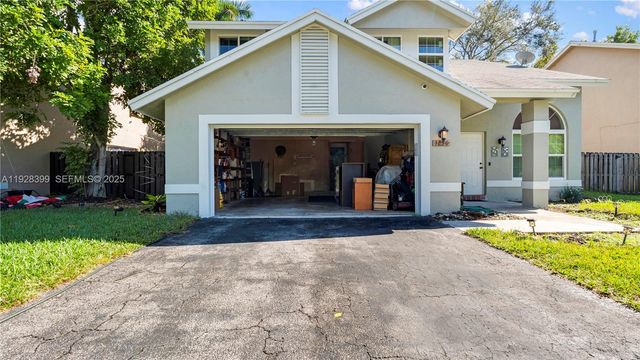 3256 NW 123rd Ter, Sunrise, FL 33323