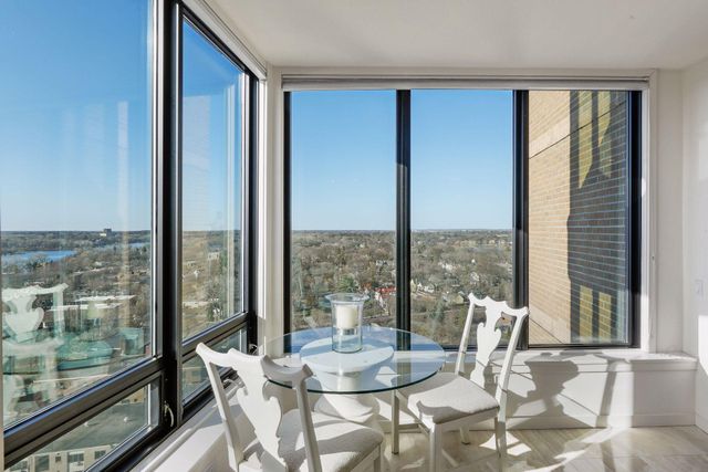 2950 Dean Parkway 1903-4, Minneapolis, MN 55416