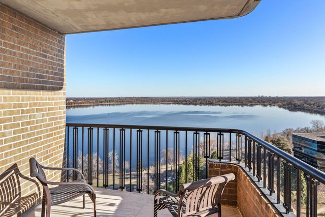 2950 Dean Parkway 1903-4, Minneapolis, MN 55416