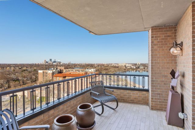 2950 Dean Parkway 1903-4, Minneapolis, MN 55416