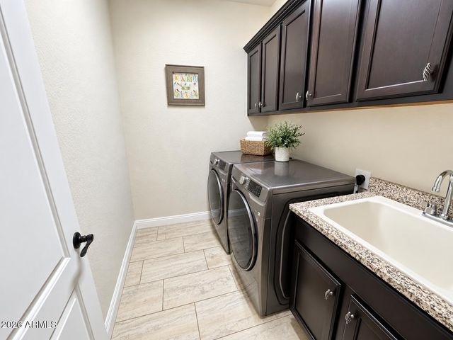 3755 E Zachary Drive, Phoenix, AZ 85050